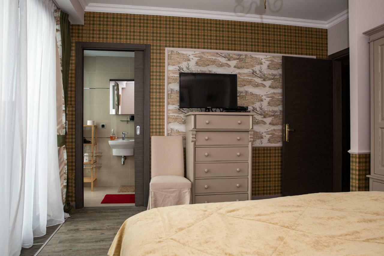 Silver Mountain 3 Bedroom Apartment ポイアナ・ブラショフ エクステリア 写真