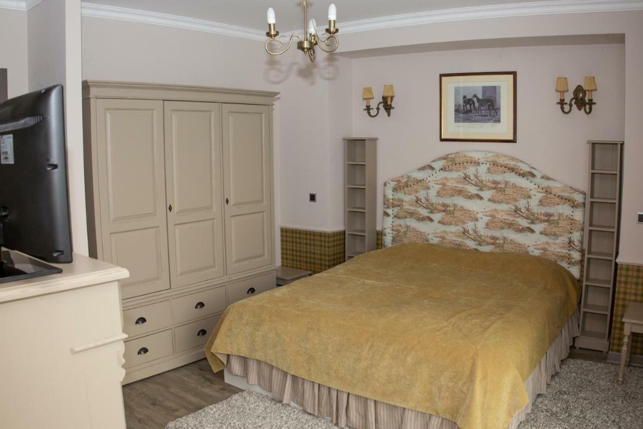 Silver Mountain 3 Bedroom Apartment ポイアナ・ブラショフ エクステリア 写真